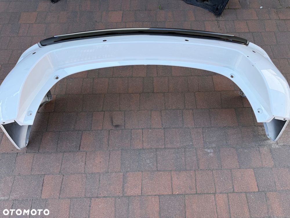 ZDERZAK TYLNY TYŁ TOYOTA AURIS II 12-15 KOMBI 040 biały - 6