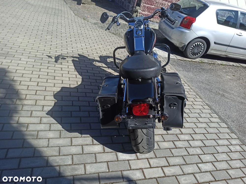 Harley-Davidson Softail Standard - 25