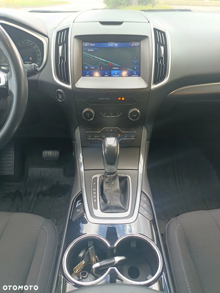Ford S-Max 2.0 TDCi Titanium PowerShift - 12