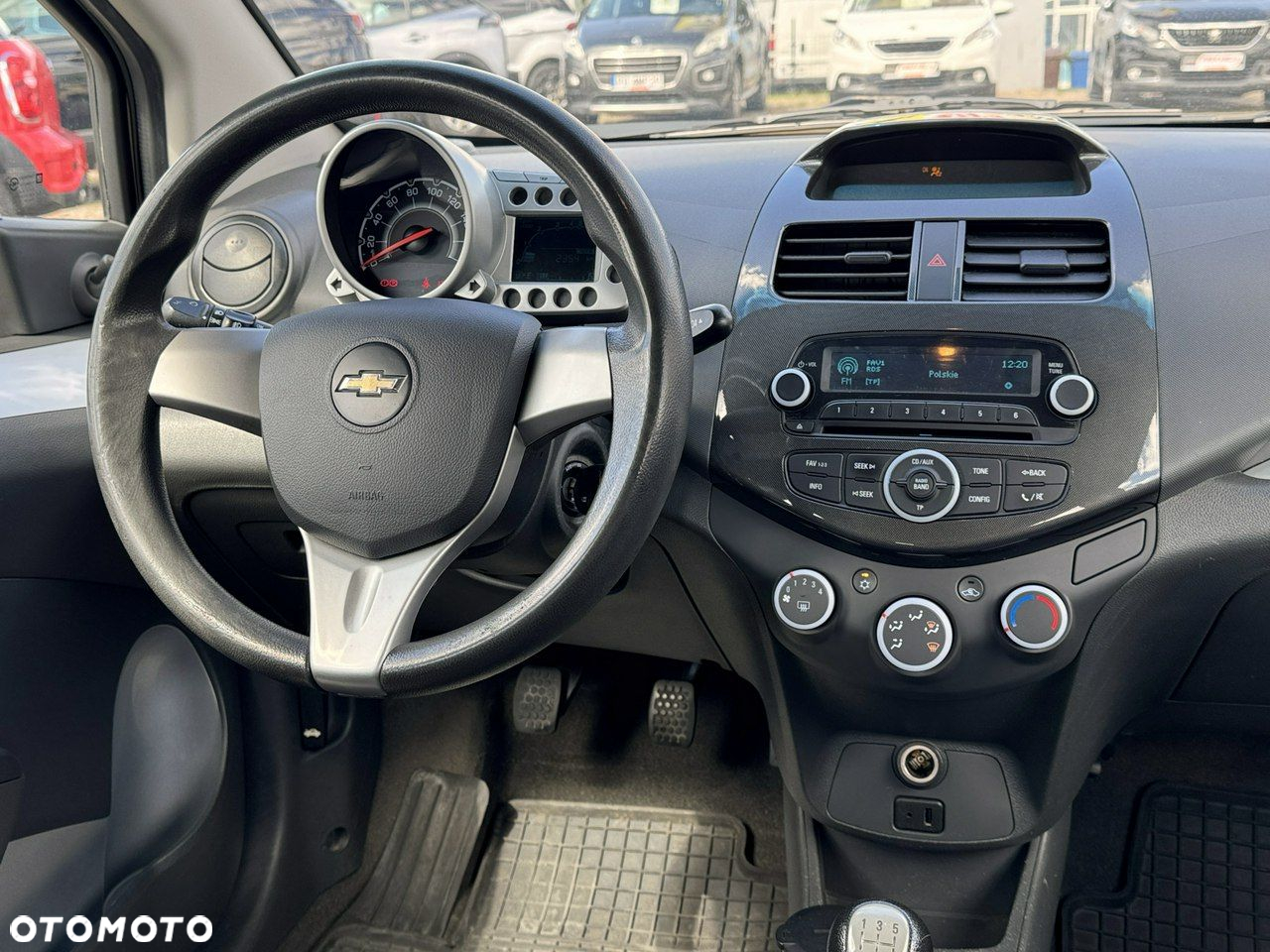 Chevrolet Spark - 18