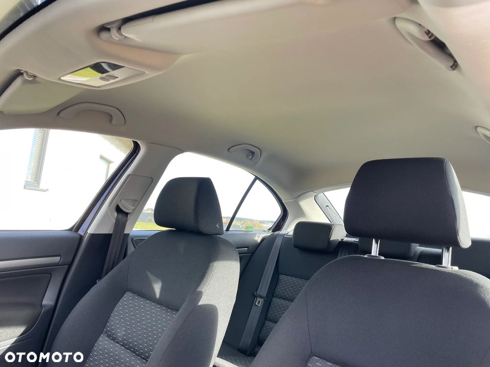 Skoda Octavia 1.4 TSI Ambiente - 26