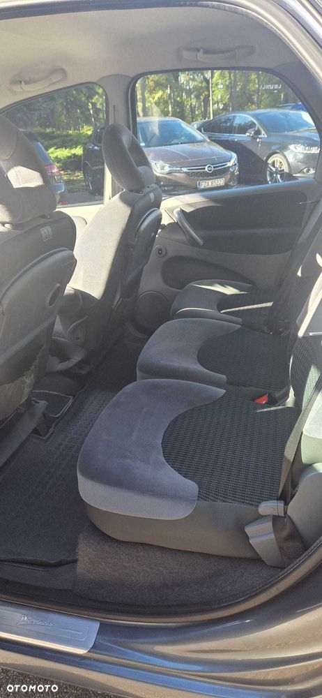 Citroën Xsara Picasso - 8