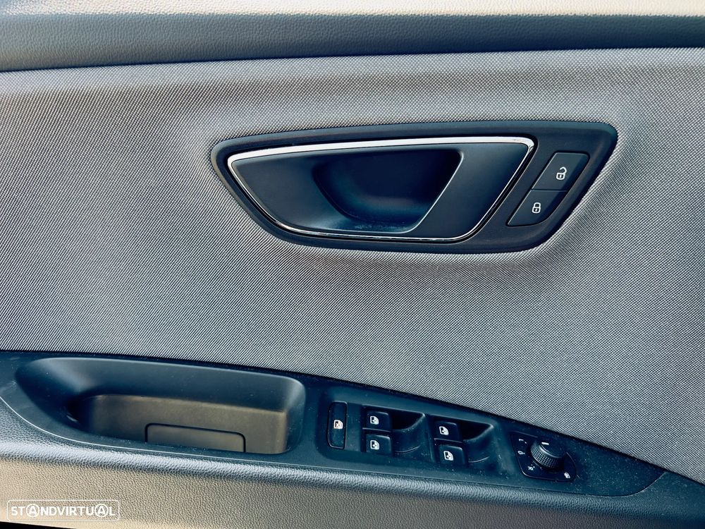 SEAT Leon ST 1.6 TDI Style S/S - 19