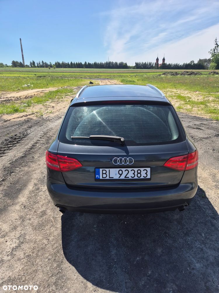 Audi A4 Avant 2.0 TFSI Attraction - 5