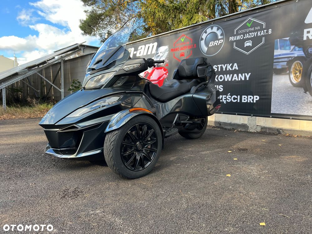 Can-Am Spyder - 9