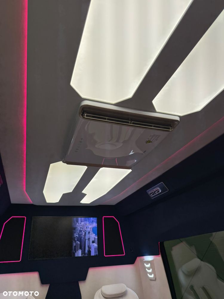 Mercedes-Benz Sprinter Long PRO 9G-Tronic 907.235 - 15