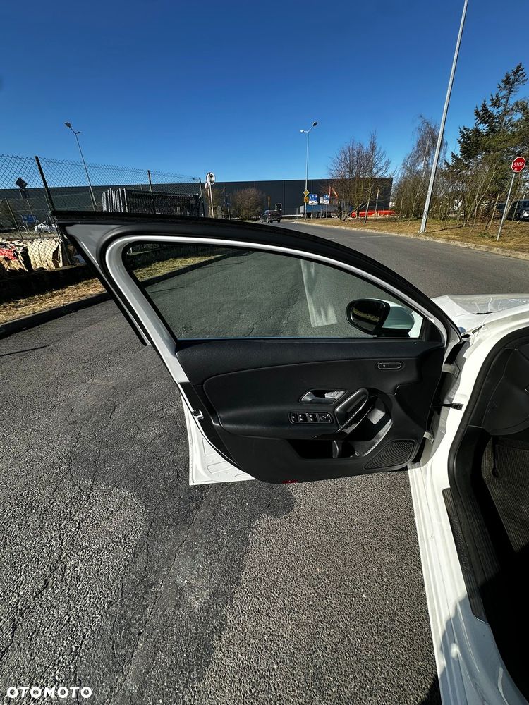 Mercedes-Benz Klasa A 180 7G-DCT Style - 20