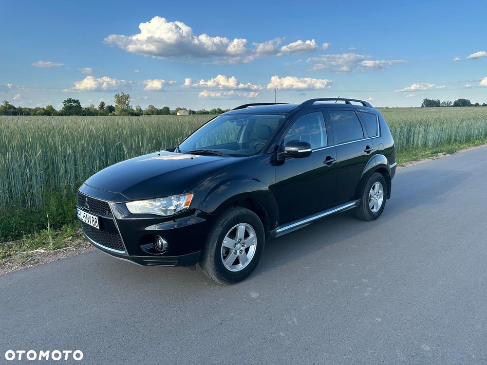 Mitsubishi Outlander 2.0 Invite 2WD - 1