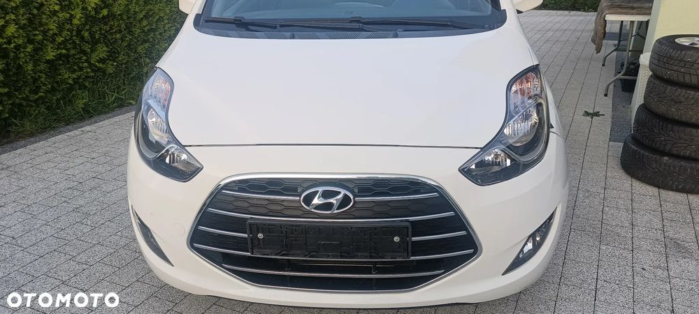 Hyundai ix20 1.6 blue Space - 16