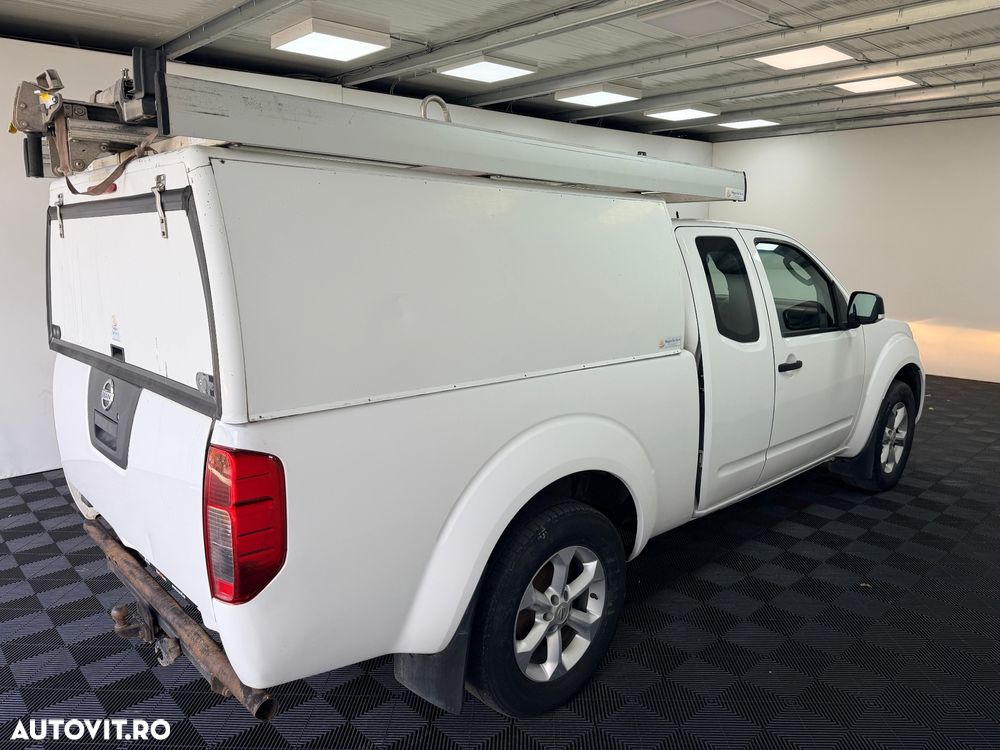 Nissan Navara 2.5 dCi King Cab XE - 17