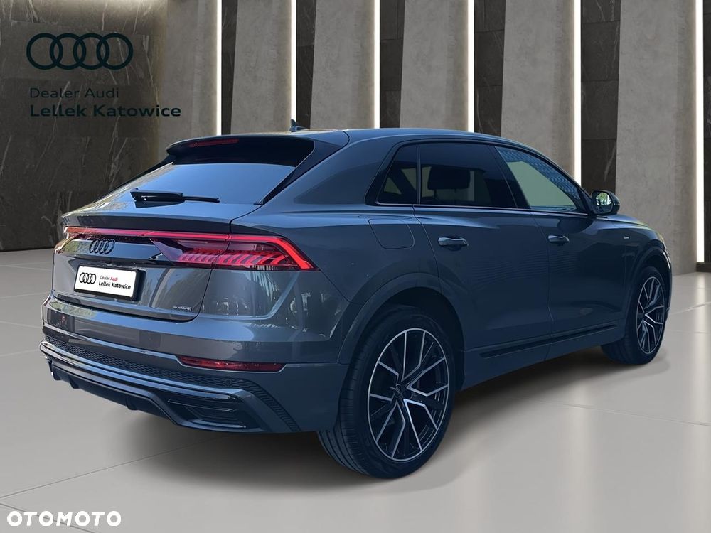 Audi Q8 - 5