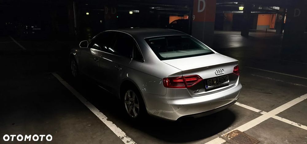 Audi A4 Limousine 1.8 TFSI Attraction - 1