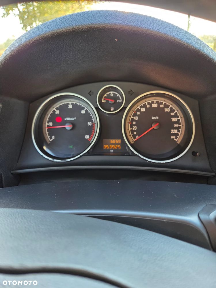 Opel Astra III 1.9 CDTI Enjoy - 6