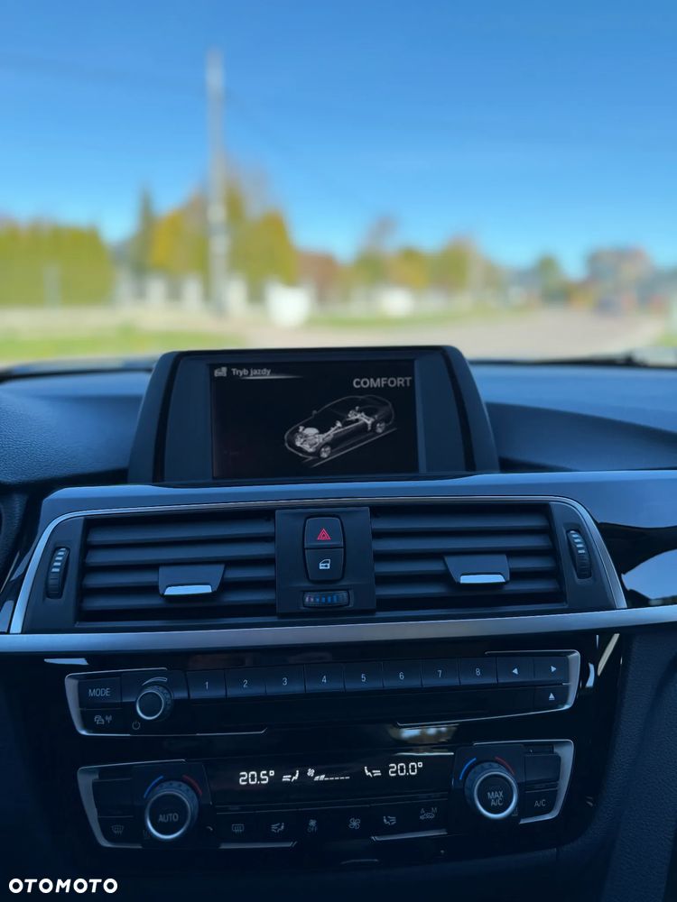 BMW Seria 3 316d Sport Line Shadow - 25