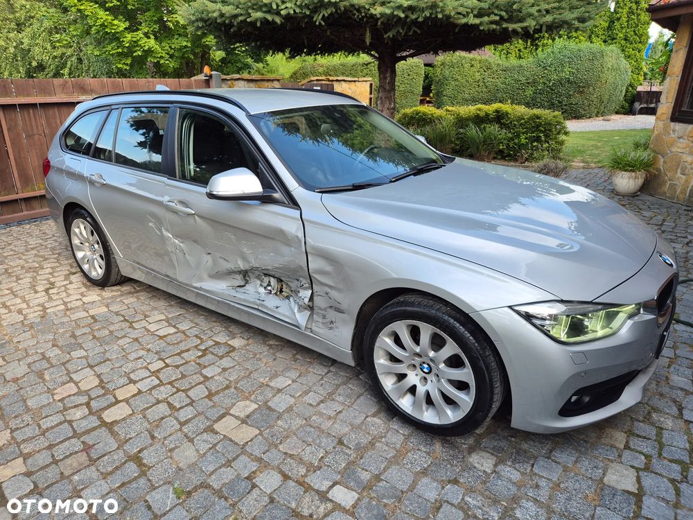 BMW Seria 3 318d Sport Line - 34
