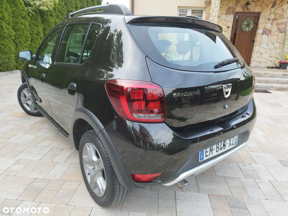 Dacia Sandero - 8