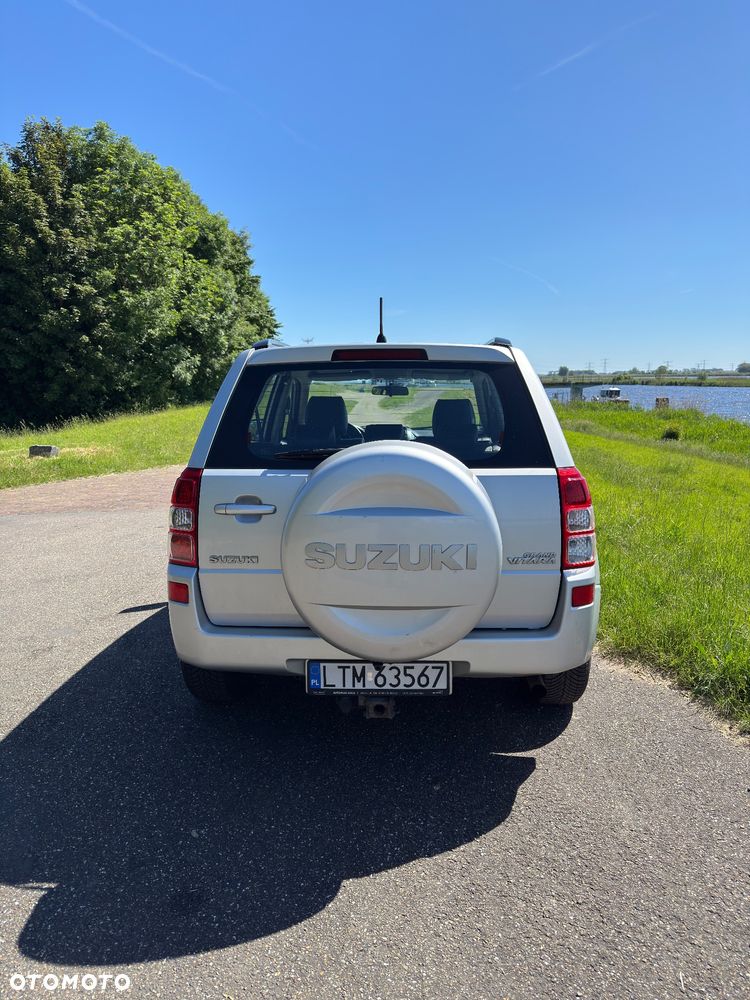 Suzuki Grand Vitara 2.0 Comfort - 5