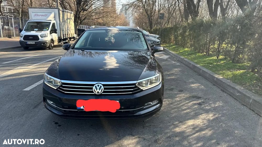 Volkswagen Passat - 2