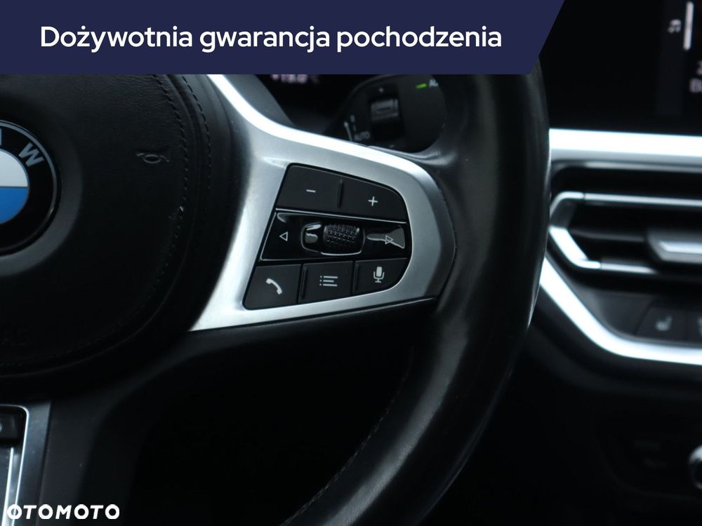 BMW Seria 3 - 25