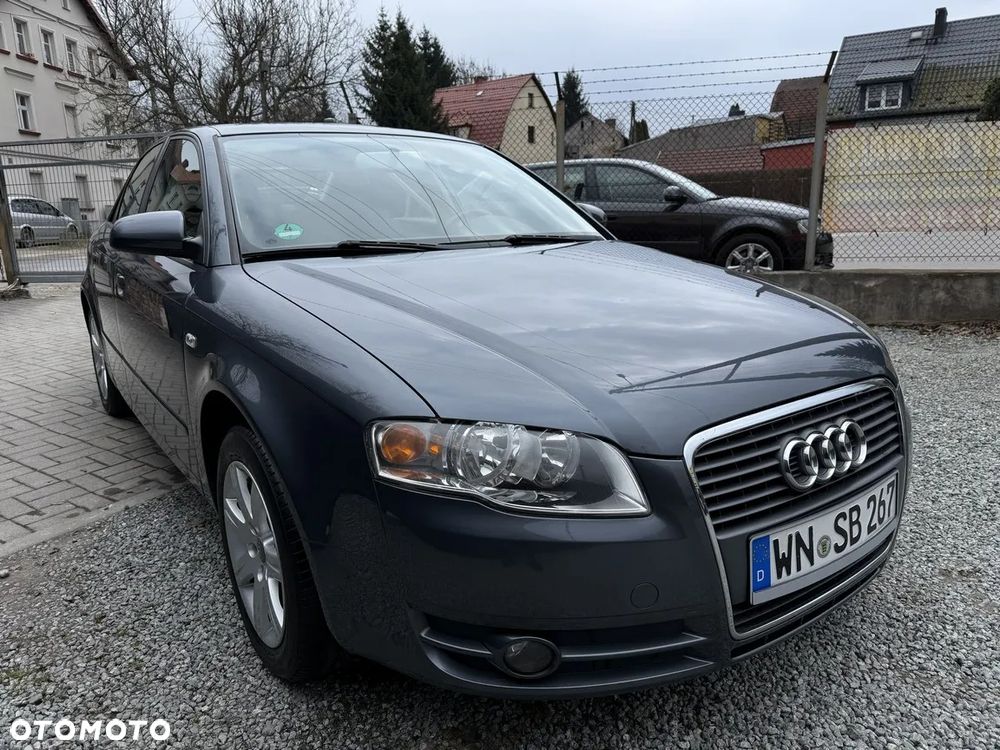 Audi A4 Limousine - 7