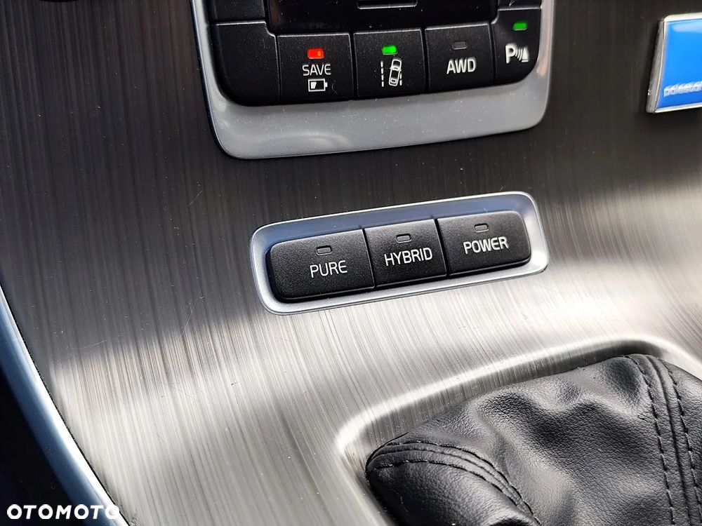 Volvo V60 D6 AWD Plug-in Hybrid Summum - 21