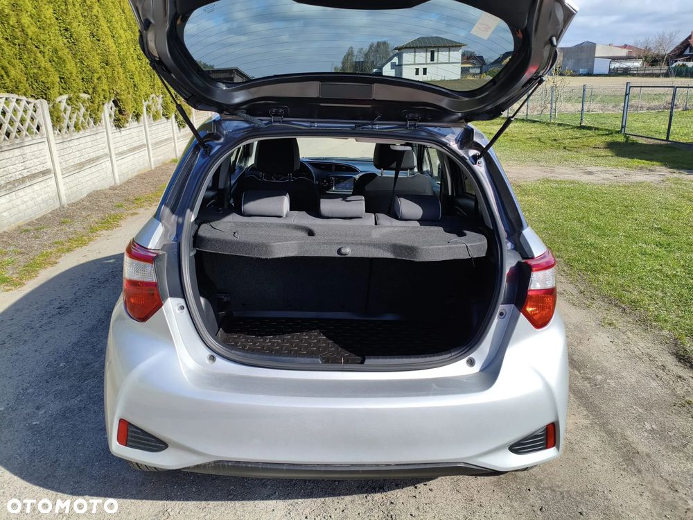 Toyota Yaris 1.5 20th Anniversary CVT - 5