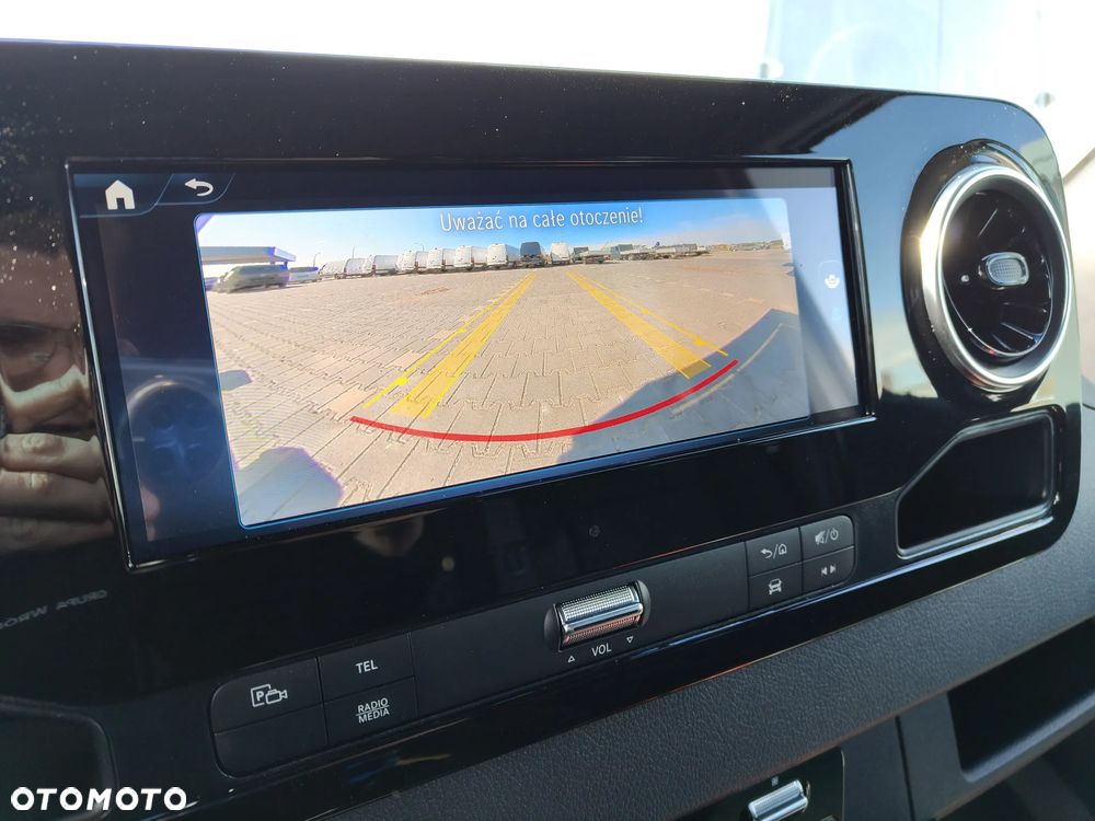 Mercedes-Benz eSprinter - 20