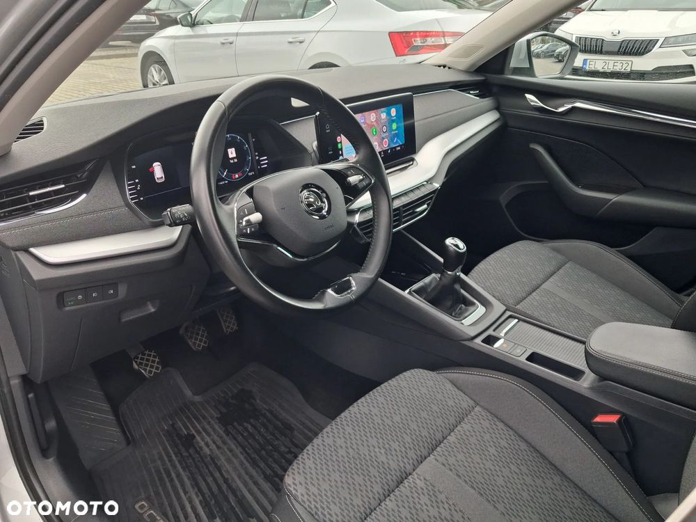 Skoda Octavia 1.5 TSI ACT Style - 10