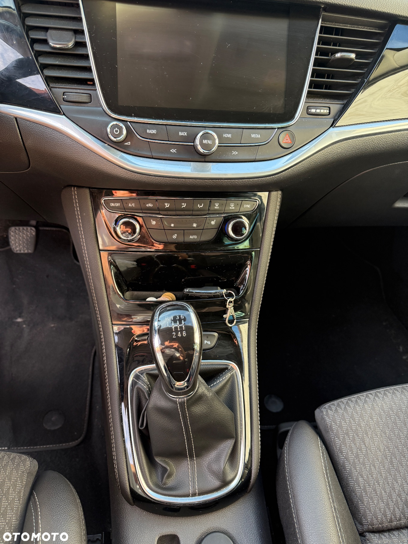 Opel Astra V 1.4 T Elite S&S - 21