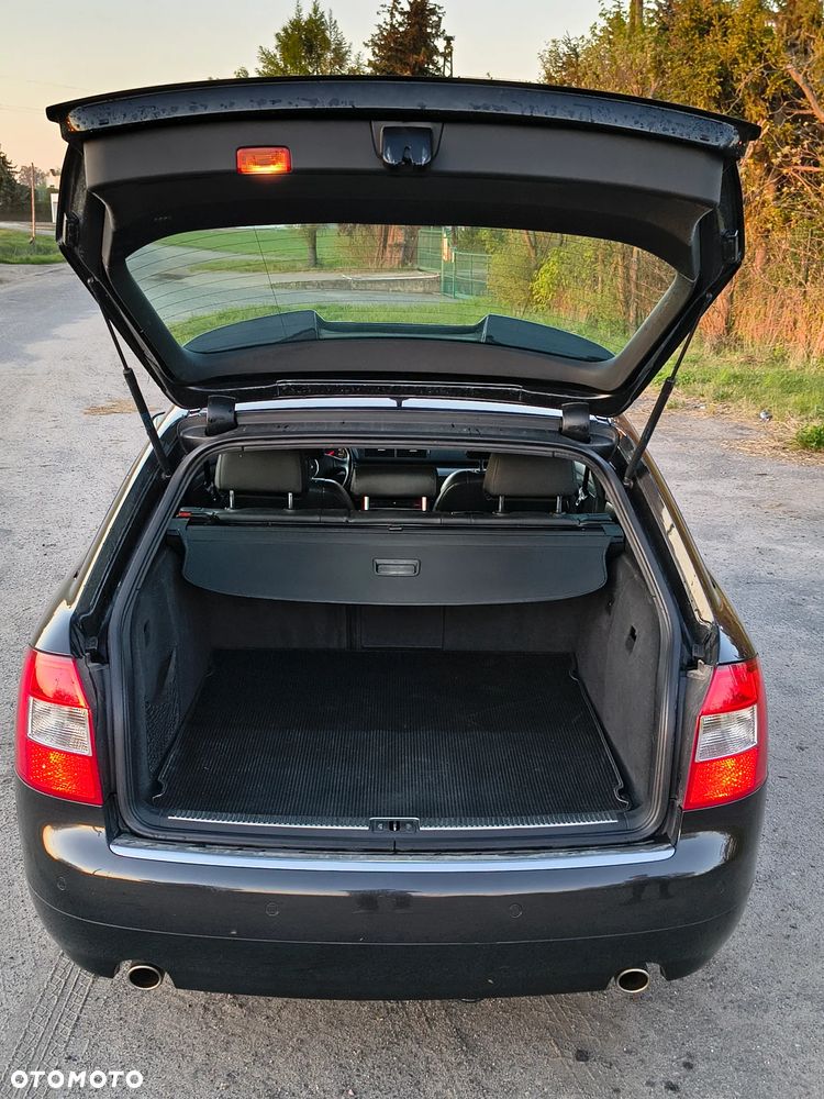 Audi A4 Avant 3 - 23
