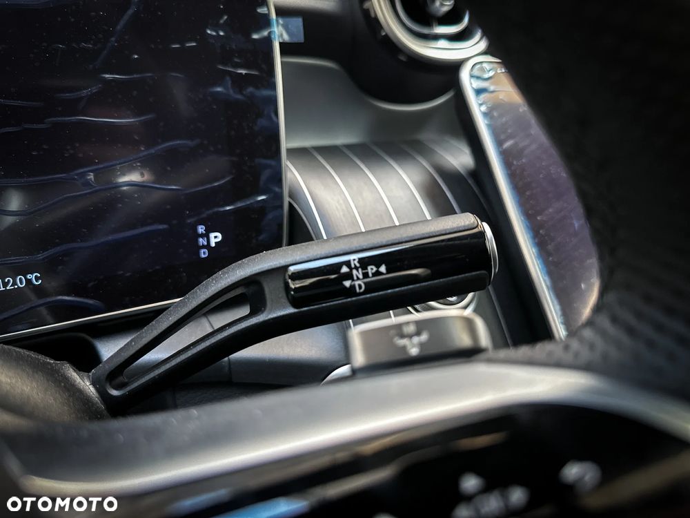 Mercedes-Benz GLC - 21