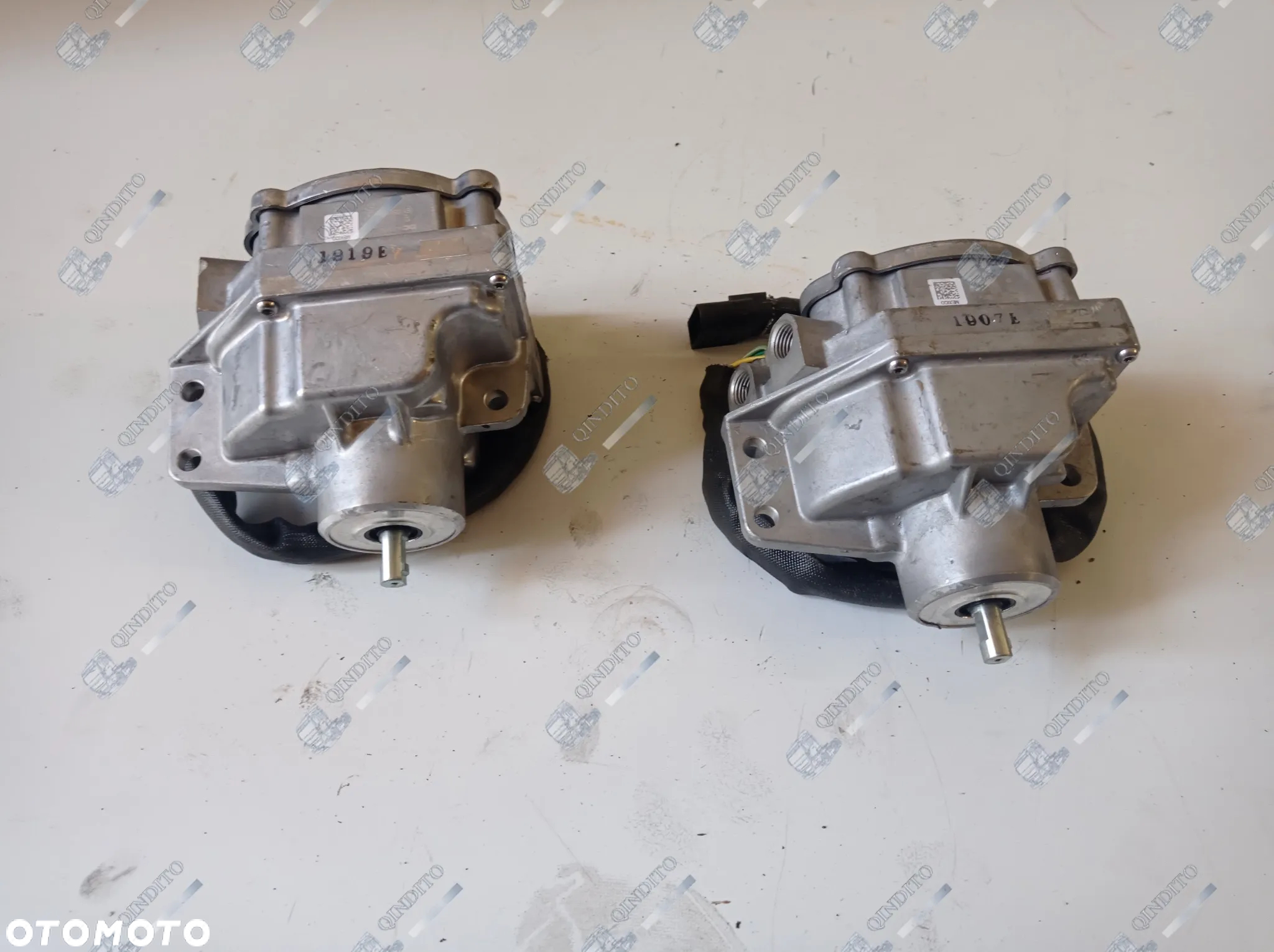 ZAWÓR NASTAWNIK SIŁOWNIK EGR MERCEDES - 2