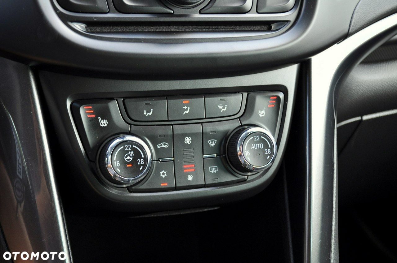 Opel Zafira - 34