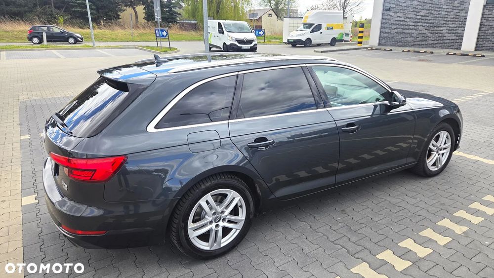 Audi A4 Avant 2.0 TFSI ultra S tronic sport - 3