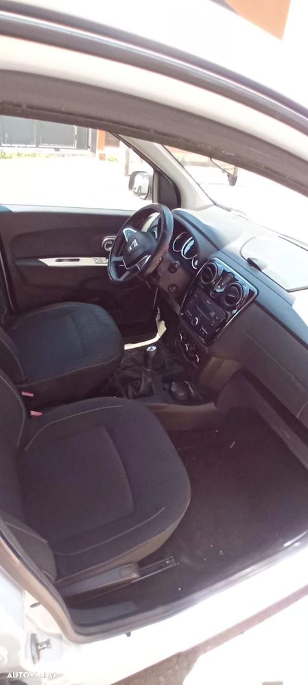 Dacia Lodgy 1.6 102 CP Laureate - 4