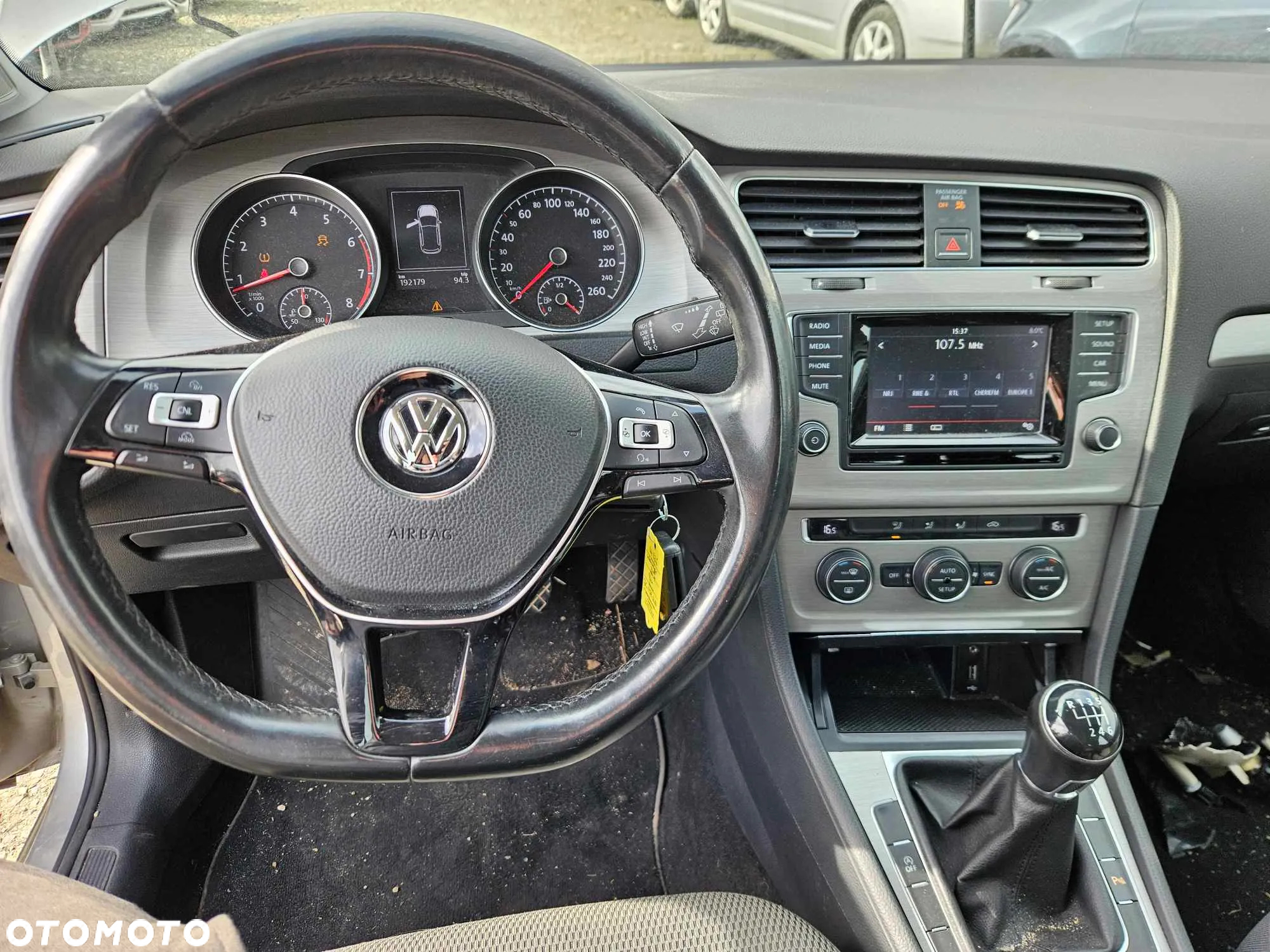 Volkswagen Golf 1.2 TSI BlueMotion Technology Comfortline - 6