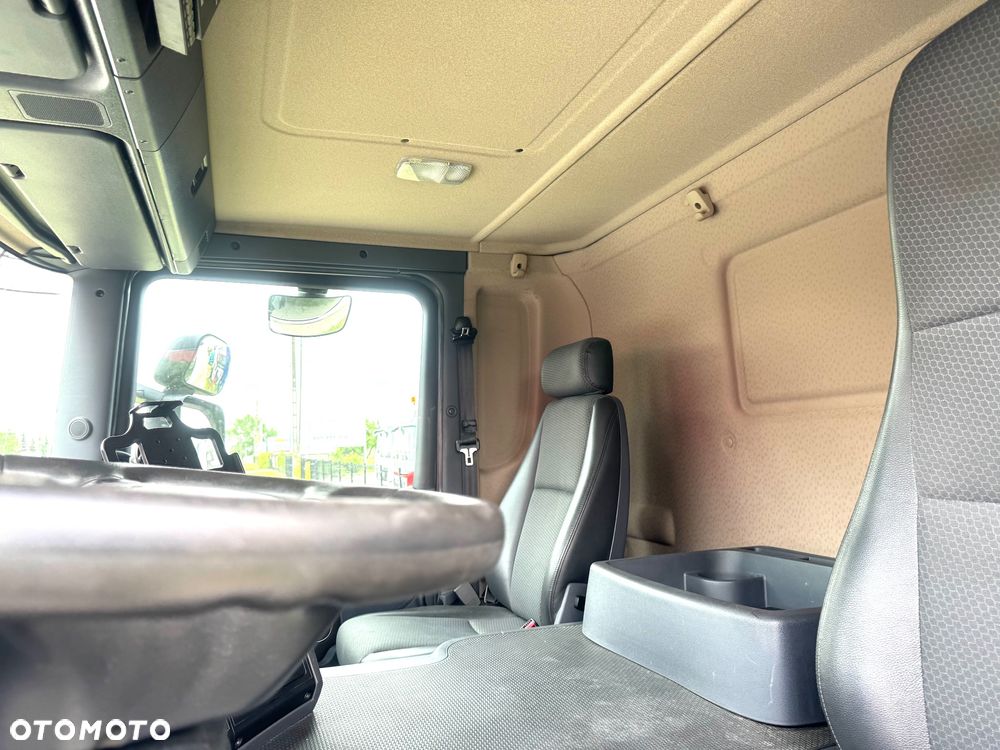 Scania P320 / CHŁODNIA /  CARRIER 950 NORDIC / WINDA ZEPRO - 14