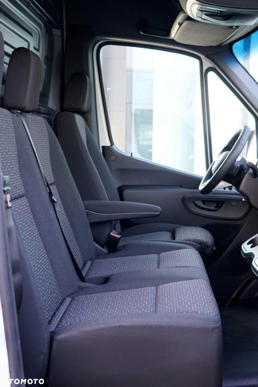 Mercedes-Benz Sprinter - 19