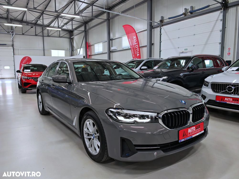 BMW Seria 5 530e Aut. - 3