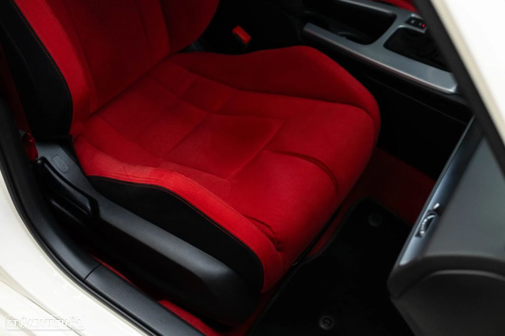 Honda Civic 2.0 VTEC Turbo Type R - 48