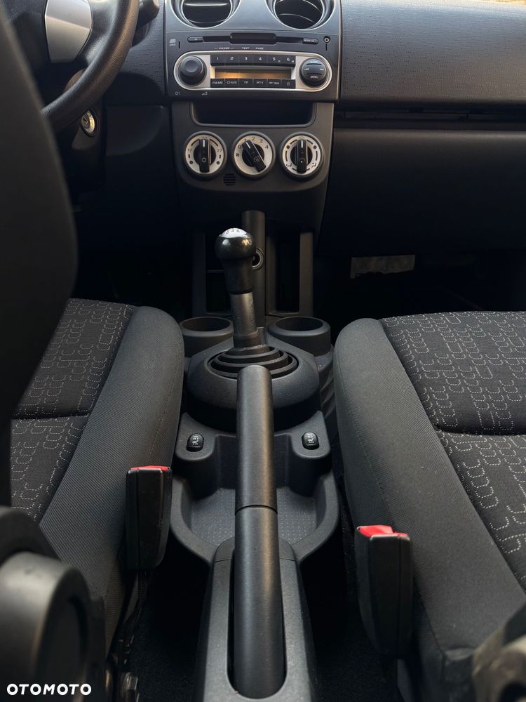 Mitsubishi Colt - 11