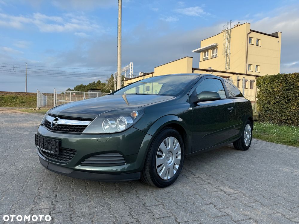 Opel Astra GTC 1.4 Catch me now - 1