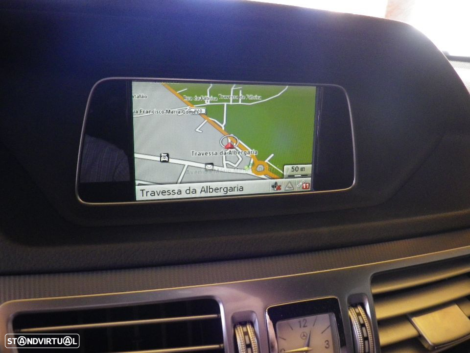 Mercedes-Benz E 300 Bluetec Hybrid Avantgarde - 26