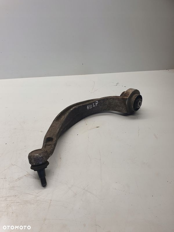 WAHACZ LEWY PRZÓD AUDI A4 B8 A5 Q5 8K0407695F DUŻY - 1