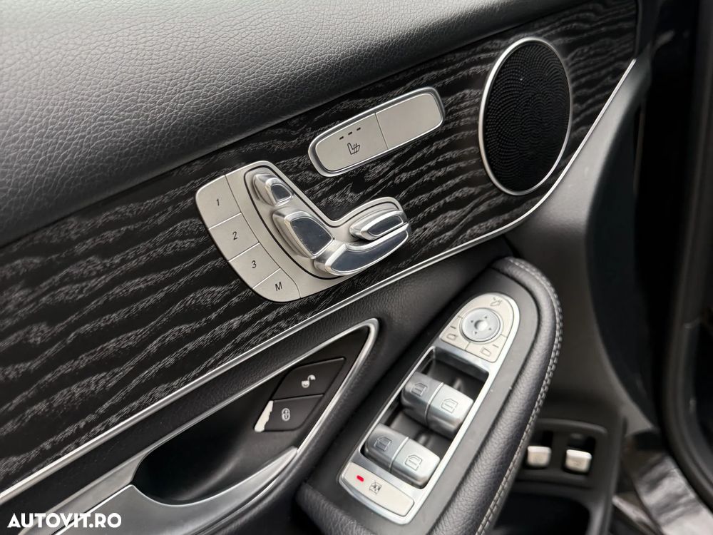 Mercedes-Benz GLC 250 d 4MATIC 9G-TRONIC AMG Line - 33