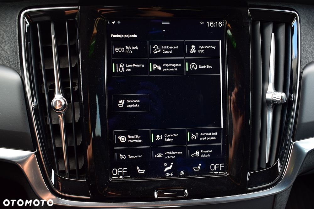Volvo V90 Cross Country D4 AWD Kinetic - 14