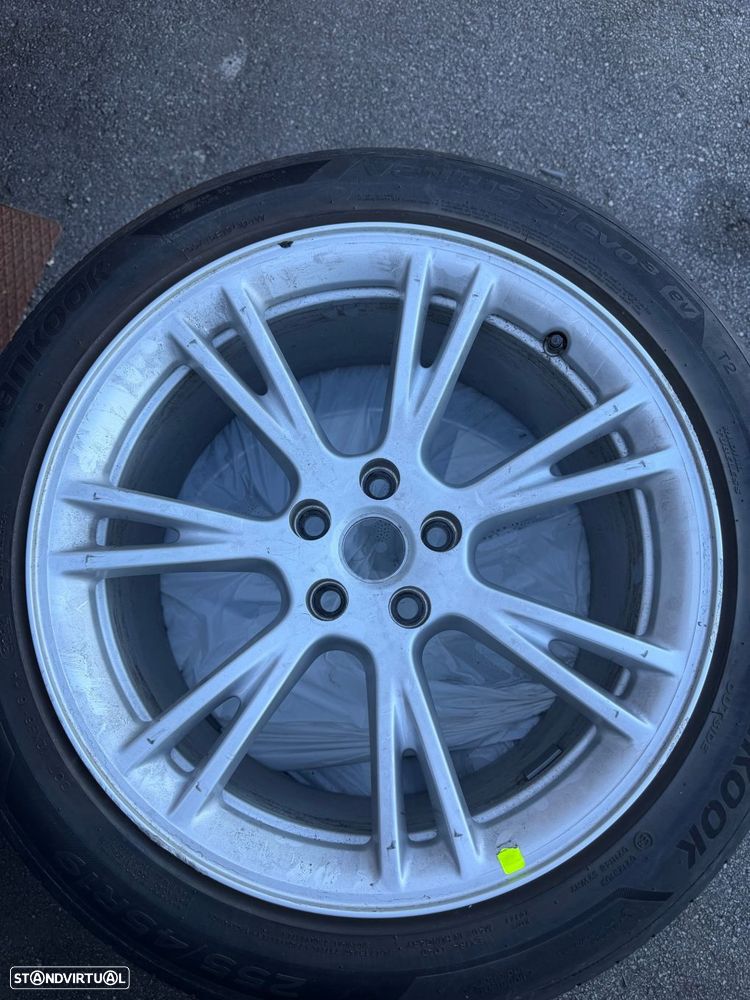 Tesla Model Y Long Range Dual Motor AWD - 35