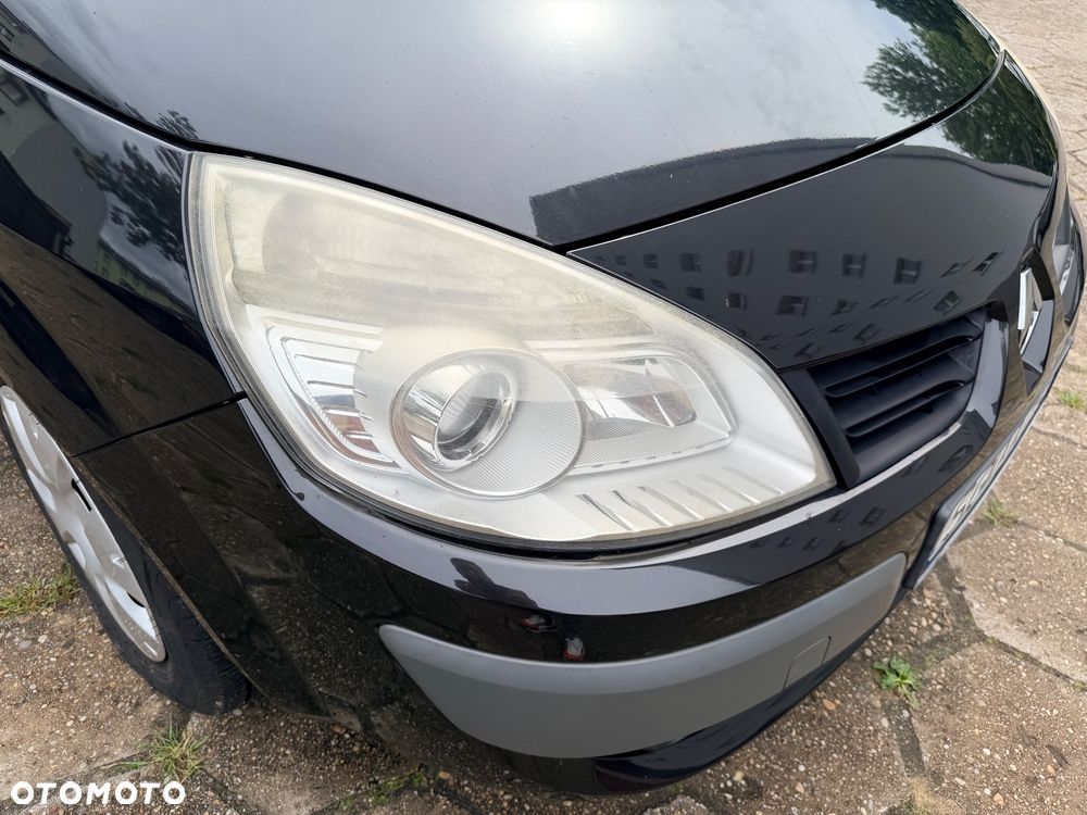 Renault Scenic 1.6 16V Infinity - 5