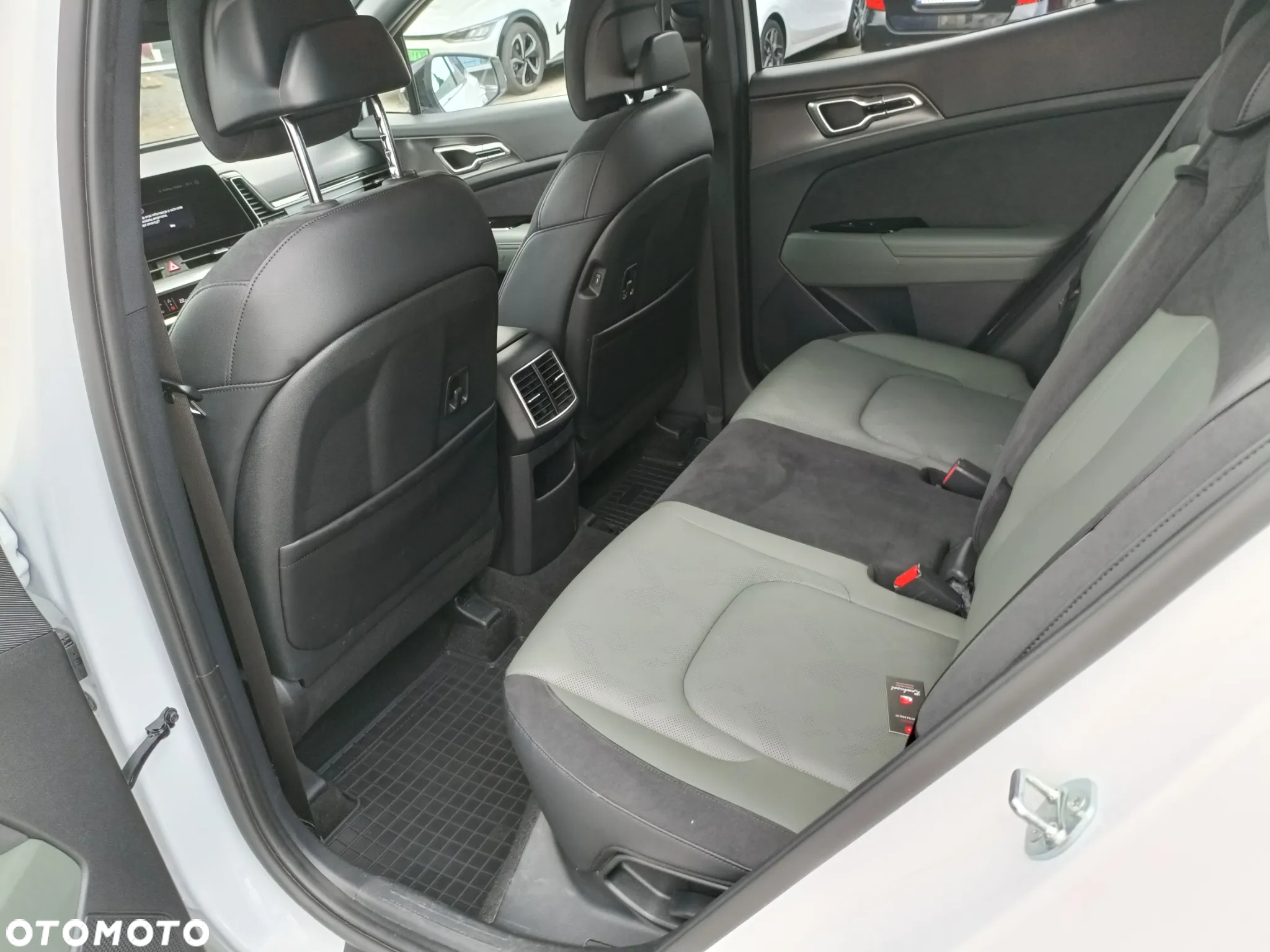 Kia Sportage 1.6 T-GDI Anniversary 2WD DCT - 29