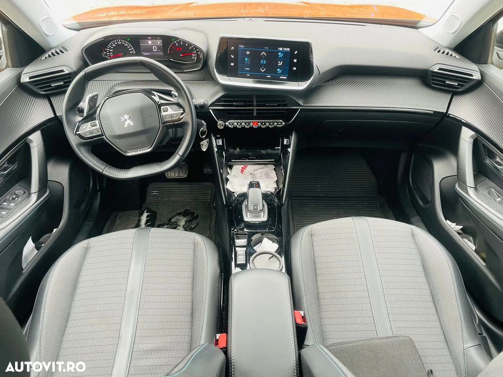 Peugeot 2008 1.2 PureTech EAT8 STT Active Pack - 13